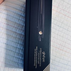GHD Gold Professional Performance “ Advanced Styler